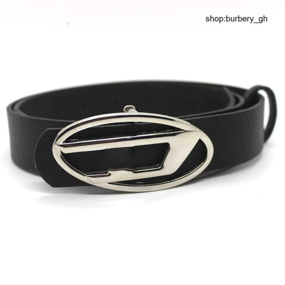 Designer Fashion Deisel Belt Fashion New D Letter Oval Metal Snap spänne för män och kvinnor mångsidig dekorativ modematchning 1 M7DA