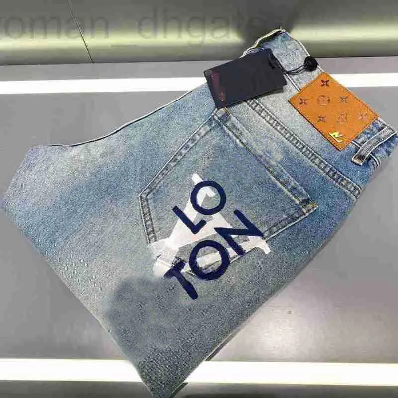 Jeans da uomo marchi di stilisti lk Family Jeans per uomo Lettera ricamo 2024 Nuovo mobile per lavatrice Sollevamento sincronizzato Piccolo tubo dritto Slim Fit Pantaloni di fascia alta 8X9M