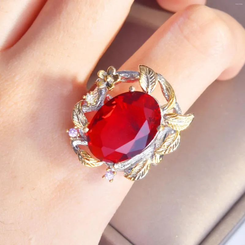 Cluster Rings 925 Silver Sterling Red Ruby Ring For Women Anillos de Gemstone CN (Origin) smycken Bröllopsband Engagemang