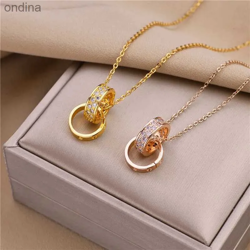 Pendant Necklaces Korean Fashion Trendy Zircon Inlaid Double Loops Cross Pendant Necklaces For Women Ladies Stainless Steel Clavicle Chain Jewelry YQ240124