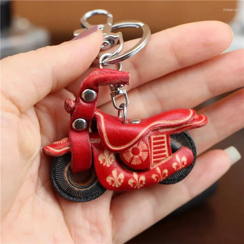 Keychains Head Layer Cowhide Mini Motorbike Keychain Pendant Creative Personality Bag Accessories Cute Small Gifts