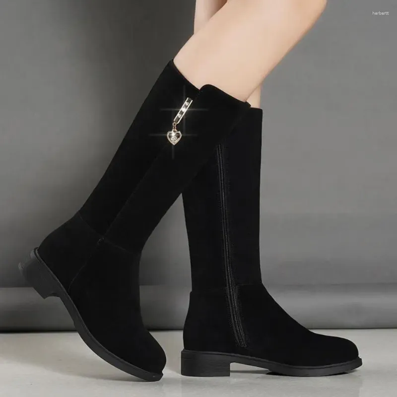 Botas sapatos para mulher meados de bezerro redondo dedo do pé preto meia alta mulheres elegantes com saltos baixos à prova d'água bota tendência 2024 venda calçado