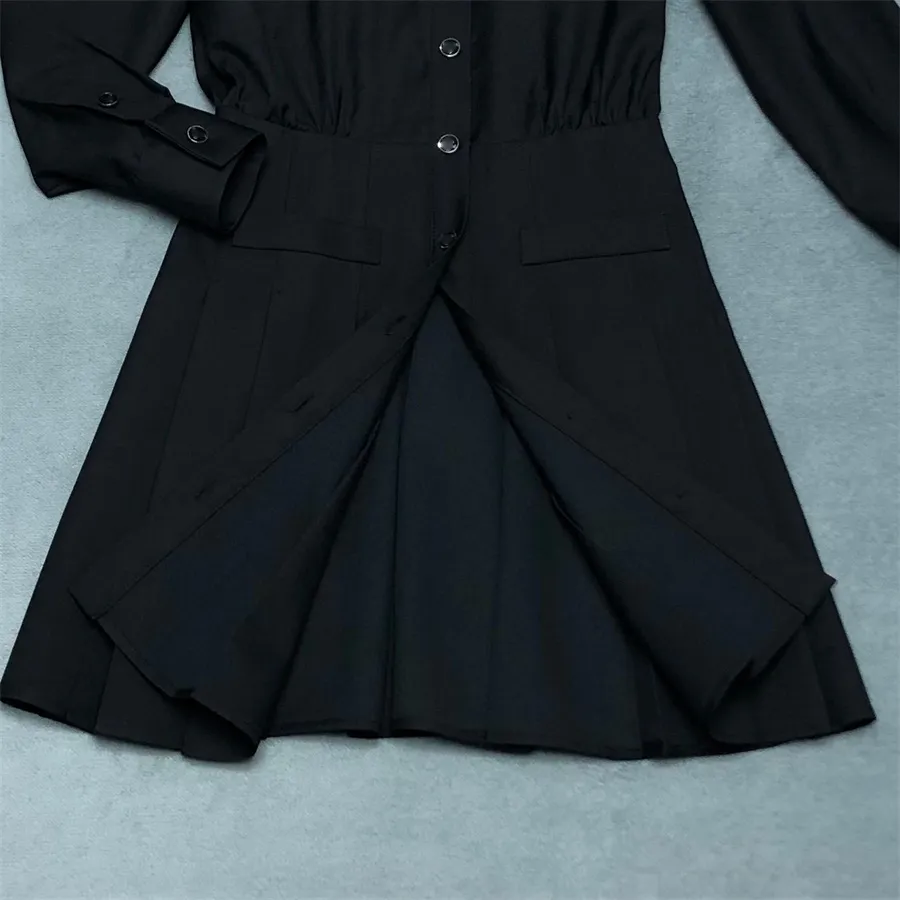 Womens casual dress designer basic classic lapel black dresses early spring long sleeved single row letter button pleated skirt HA1T
