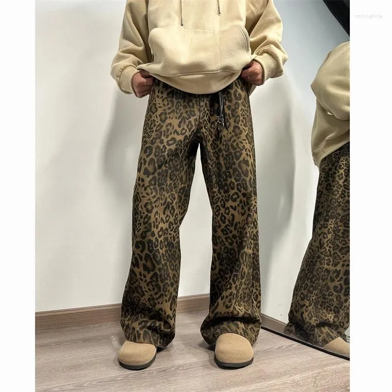 Herr jeans leopard tryckt män mode retro vintage streetwear hip-hop lösa breda ben män denim byxor