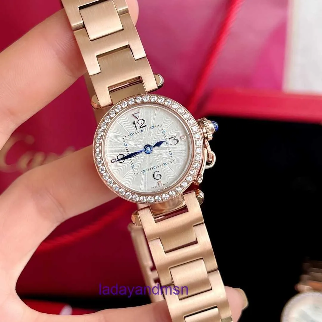 Pasha de Carter Luxury Designer Watch for Women with Diamond Dial Mported Swiss Quartz Movement 316L Precision Steel Case Watch Chain med Original Box 9440