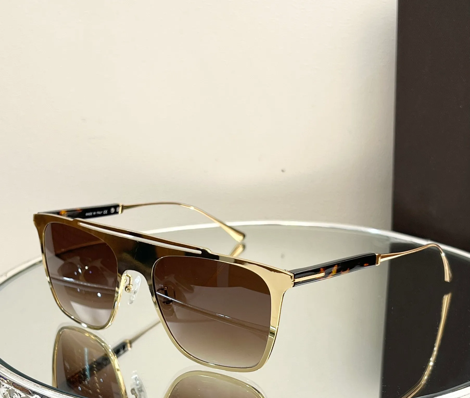 Rectangle Flat Top Sunglasses Gold Brown Gradient Mens Sonnenbrille Shades Sunnies Gafas de sol UV400 Eyewear with Box