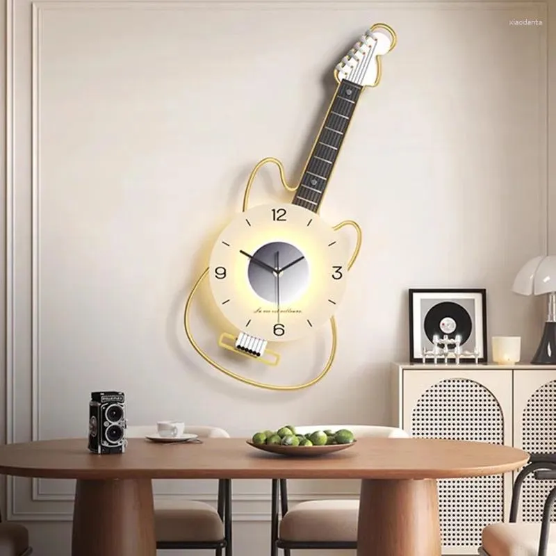 Relógios de parede LED Luxo Moderno Estético Minimalista Silencioso Relógio Criativo Horloge Murale Decoração de Sala de Estar