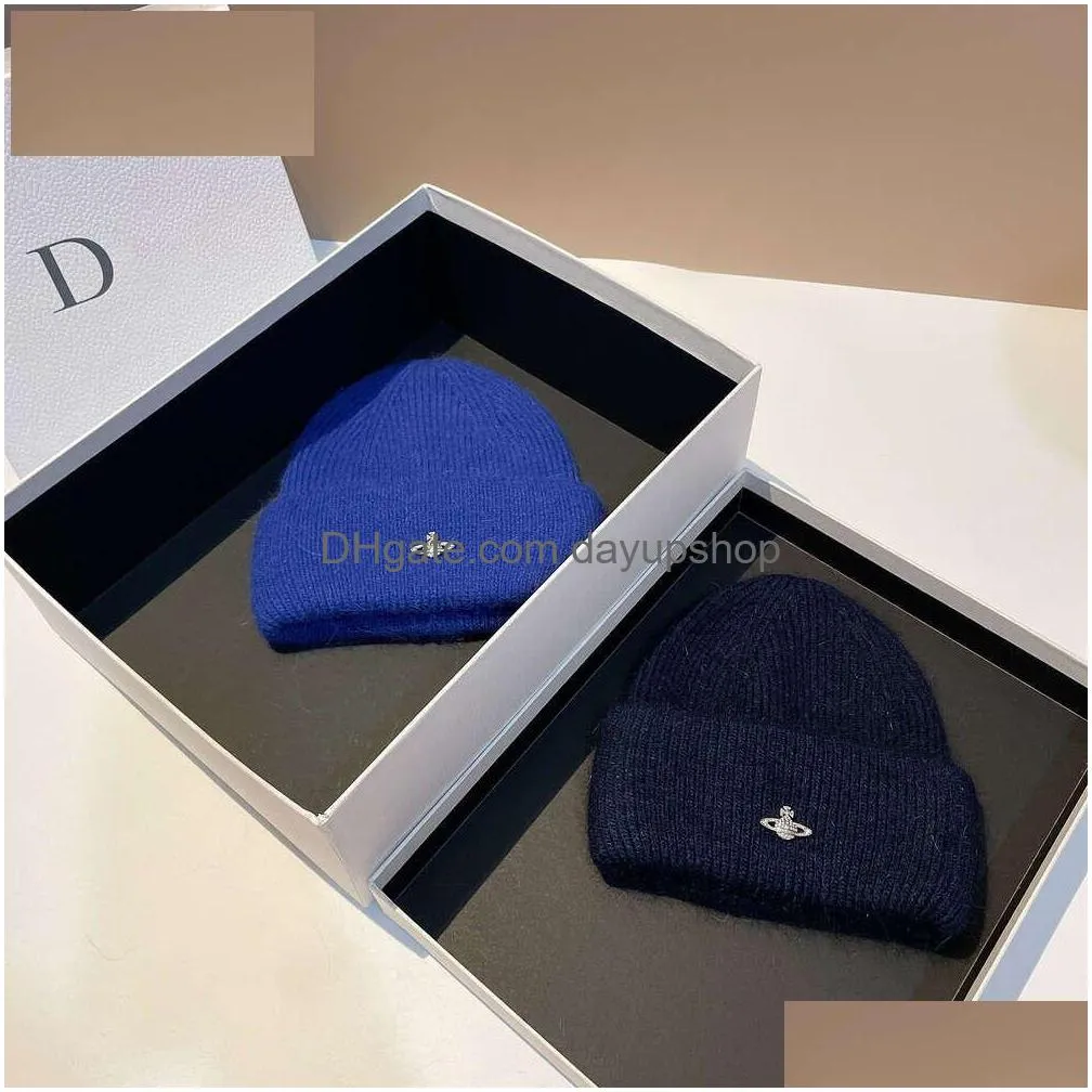 ViviennewestwoodデザイナーViviene Westwood Beanie Hat Caps日本の皇后ダウガーラビットヘアニット冬の屋外暖かさ耳プロDHXS2