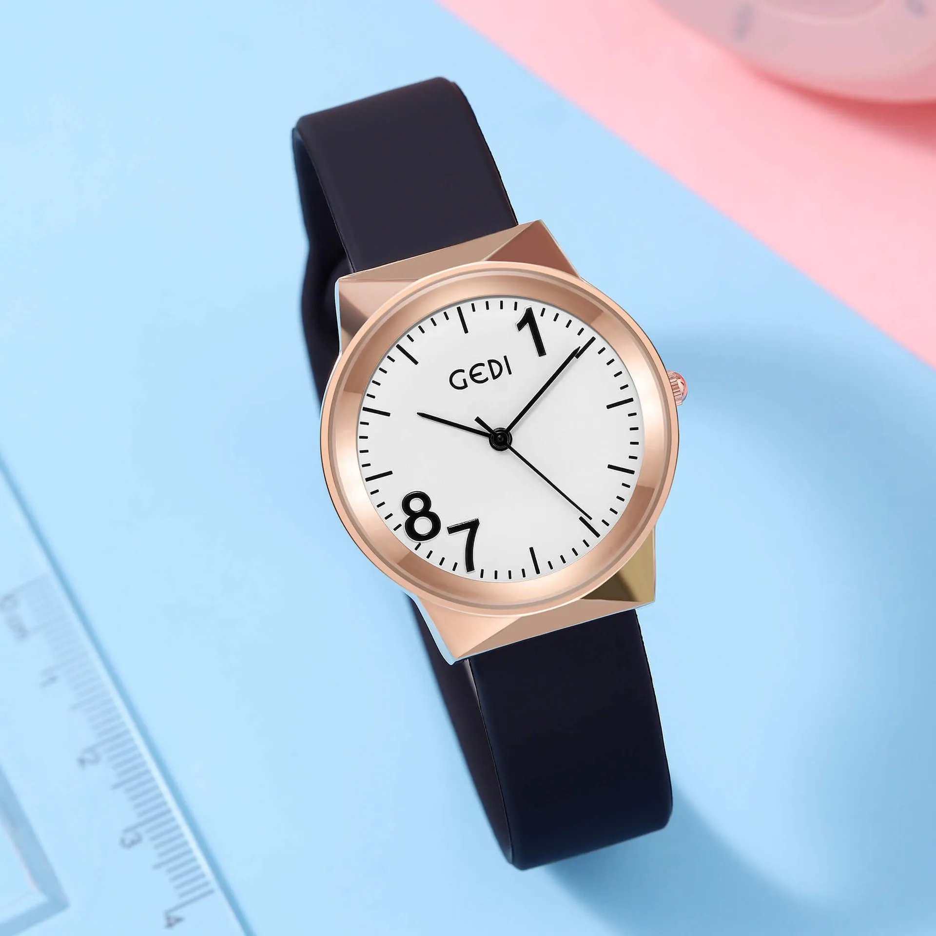 Womens Watch Watches High Quality Luxury Quartz-Batterycasual Silicone Waterproof 33mm Watch A1