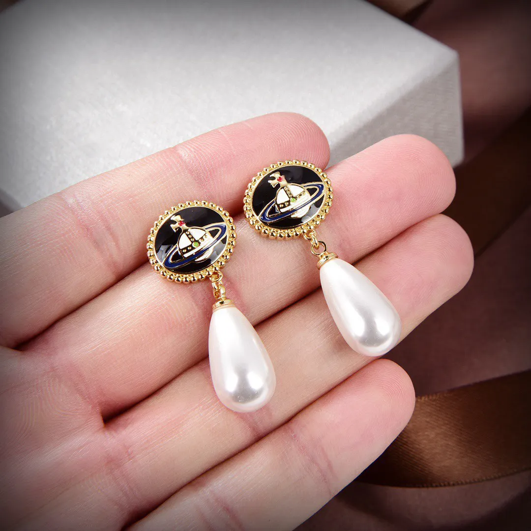 Designer Studörhängen Viviane Luxury Women Fashion Jewelry Gold Earings Metal Pearl Earring Cjeweler Westwood Woman 854