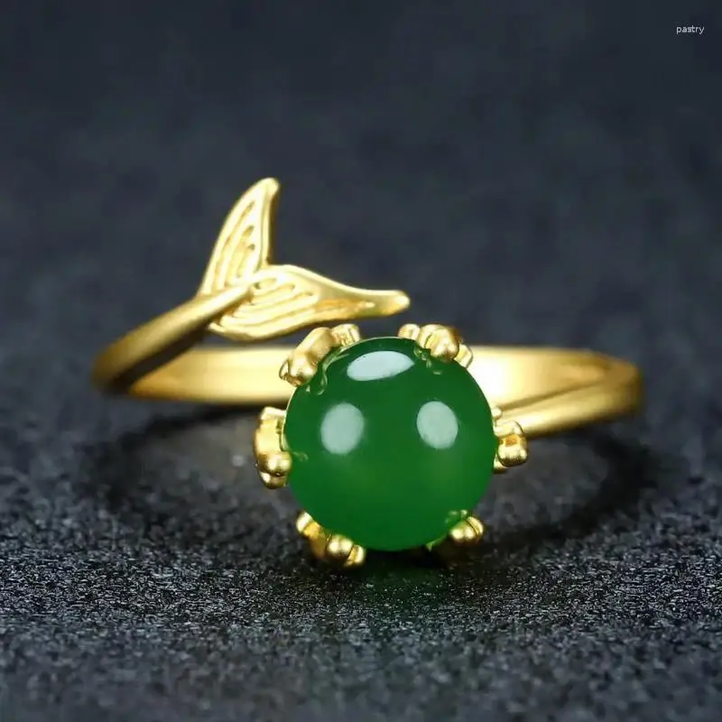 Klusterringar 24k Real Gold Plated Copper Green Jade Fish Tail Ring Women Fine Jewelry Myanmar Jadeite Justerbar Woman Jades Band