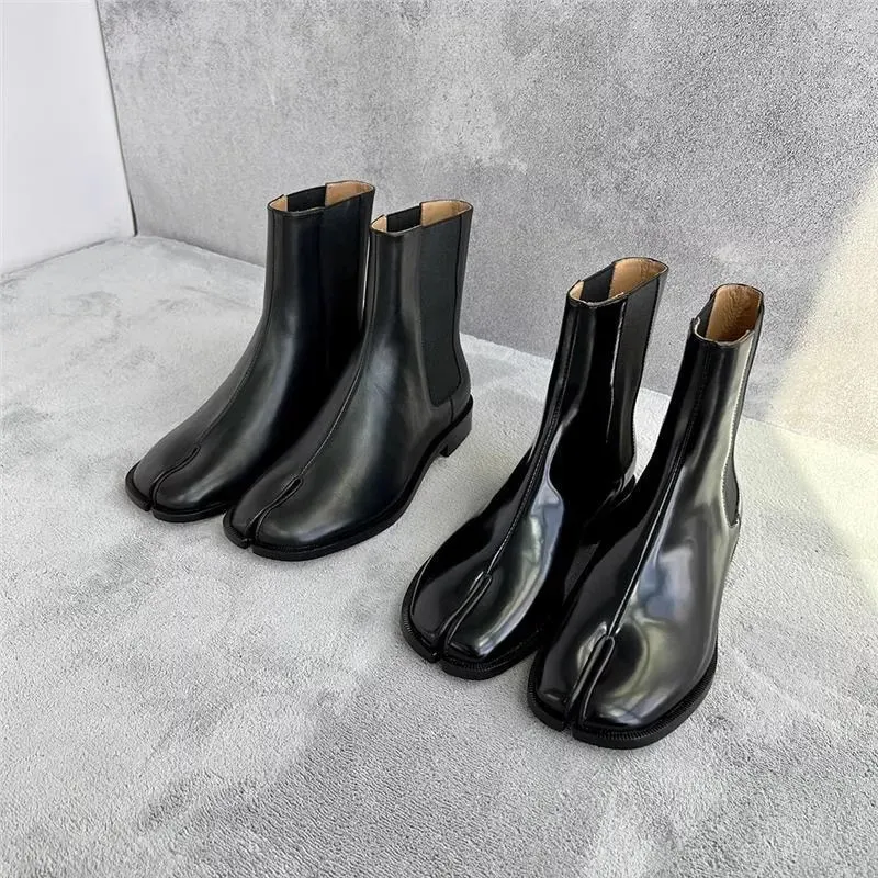2024 New luxury Designer Classic Martin Magira M6 New Color Women Flat heel Shoes Boots Thick Heel Round Fashion travel walk Ankle Boot littoe Shoe Women's gift With box