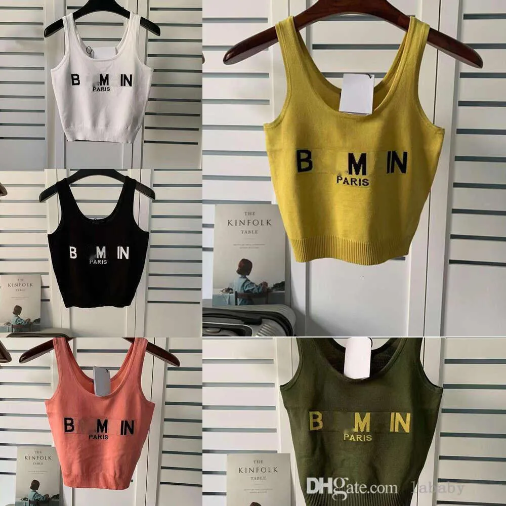 Ny vår sommarstickningsdesigner tank topp kvinnor lyx jacquard brev u-hals kort väst insuddoptop outfit