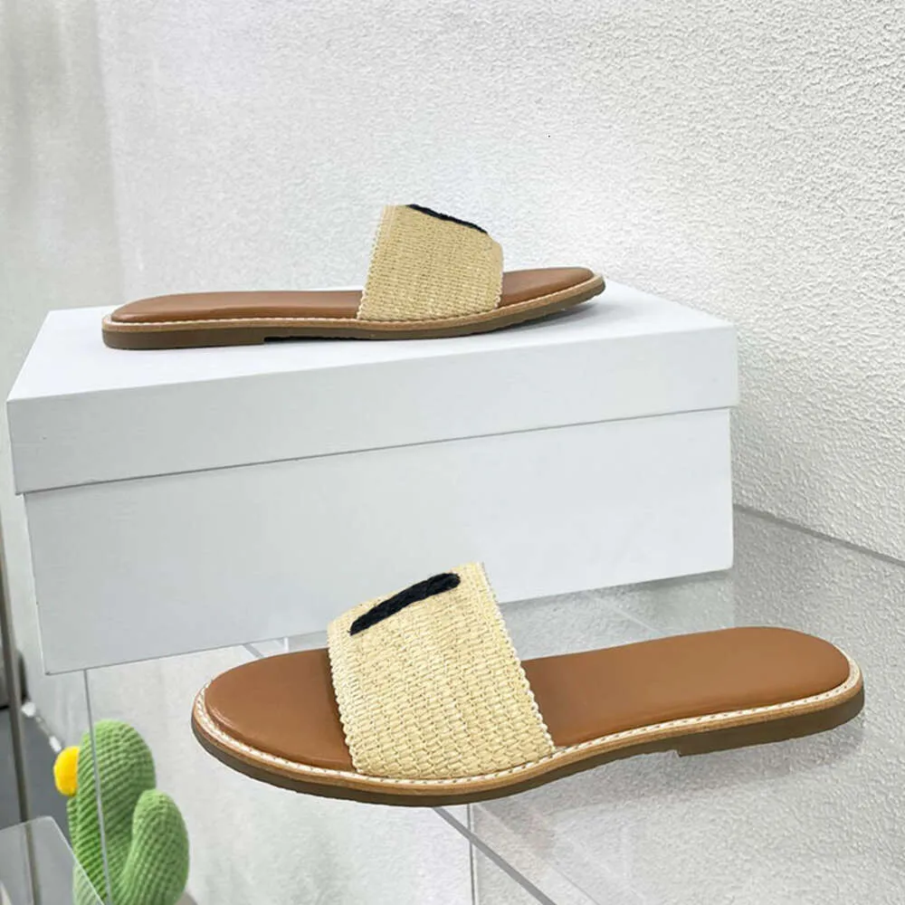 Luxury Women Flat Straw Slides Leather Espadrilles Slippers Summer Beach Womens Sandals Outdoor Casual Flip Flops With Box 512