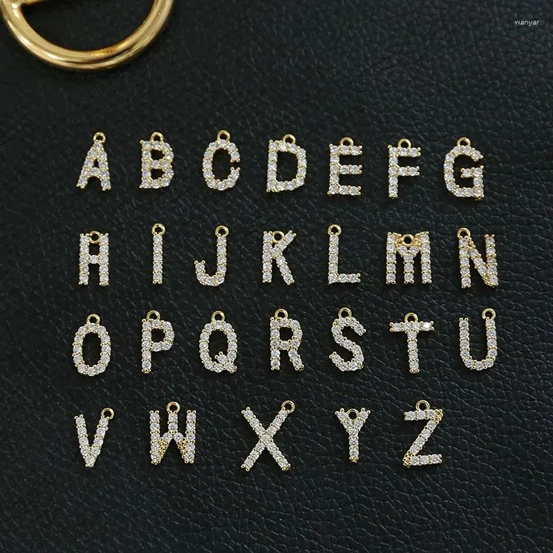 Orecchini pendenti 4 pezzi Lettera singola per donna Zircone intarsiato 26 Alfabeto inglese Ciondolo Collana di gioielli in rame Accessori per braccialetti
