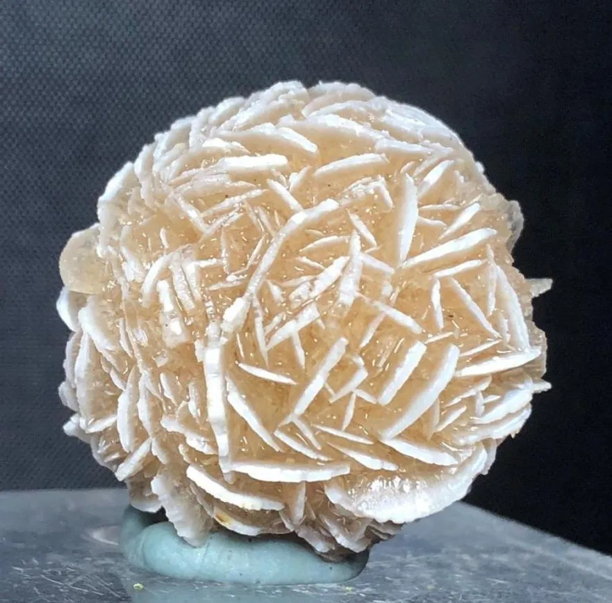 120G غارقة الصحراء الطبيعية selenite شفاء الكريستال النيئة العينة المعدنية عينة خشنة الكتلة fengshui ديكور reki3110225