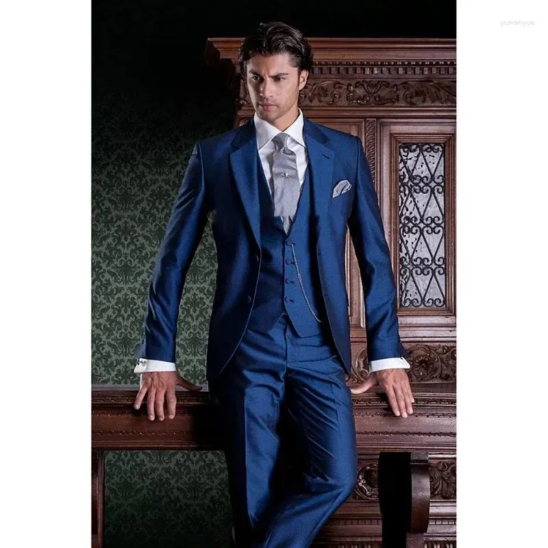 남자 정장 Royal Blue Men Suit Three Piece (재킷 바지 조끼) 세트 블레이저 hombres masculino 의상 homme pour mariage 결혼식