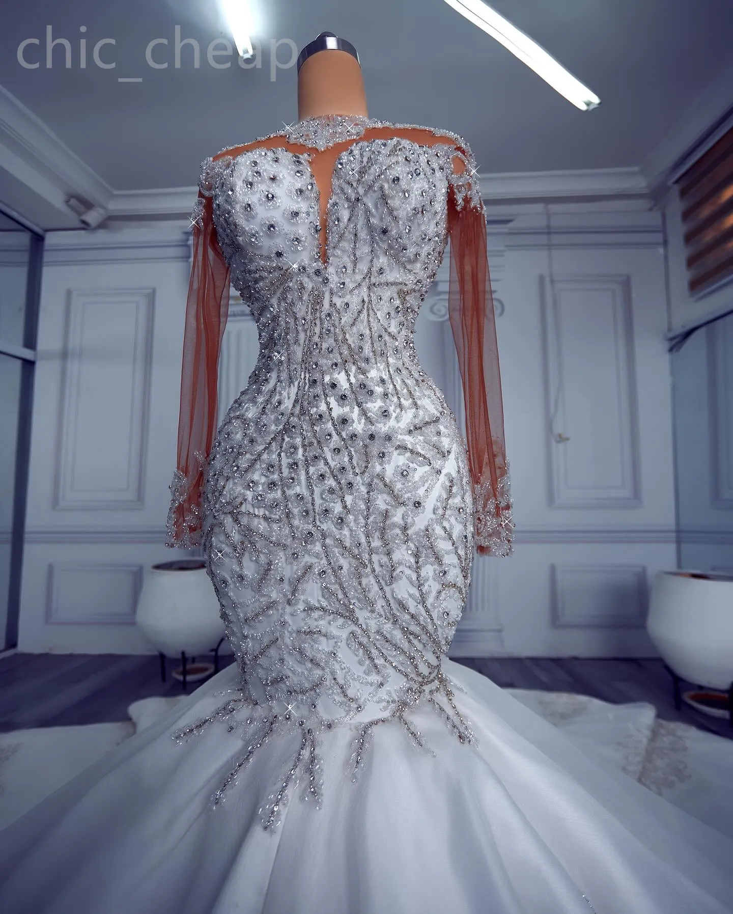 2024 Arabic Aso Ebi Plus Size Ivory Mermaid Wedding Dress Beaded Crystals Lace Sheer Neck Bridal Gowns Dresses ZJ075