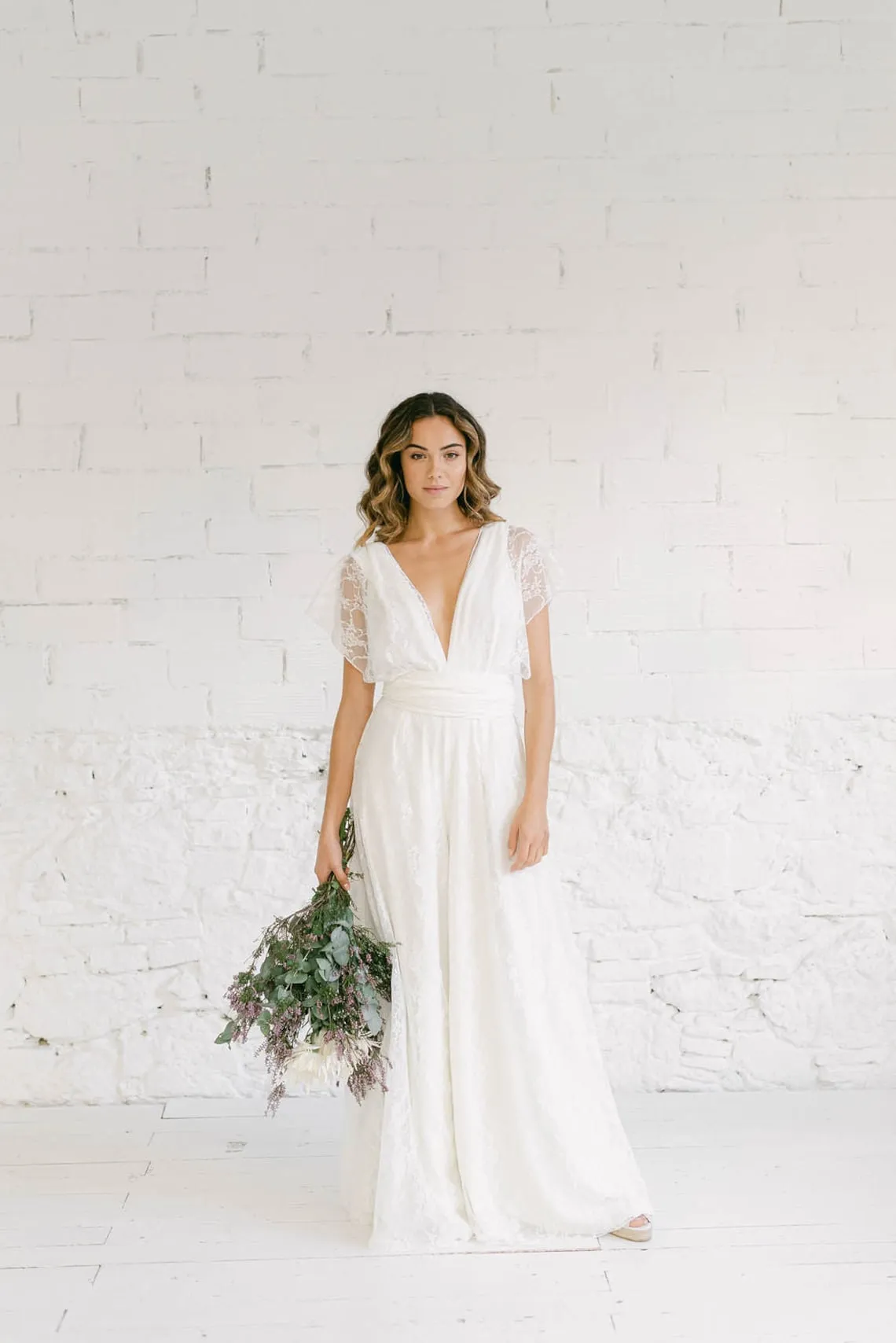 Summer Fairy Lace Bohemian Lace Wedding Dress with V-Neck and Short Sleeves Summer Fairy Lace Bohemian Lace Wedding Dress with V-Neck and Short Sleeves