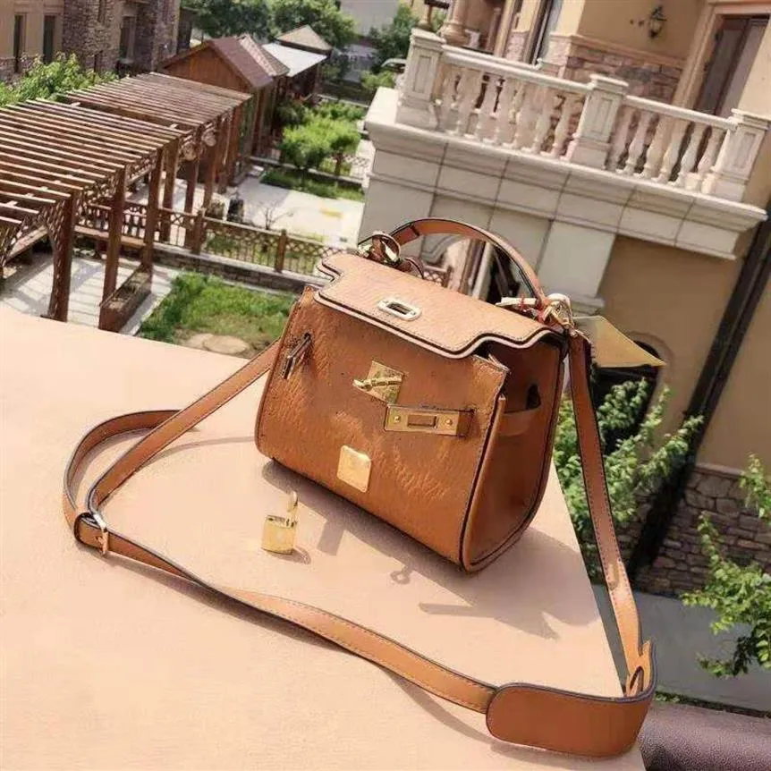 Women Shoulder Bags The New Lock One Girls Hand Shopping Worn Small Messenger Bag Handbag A Designer270W