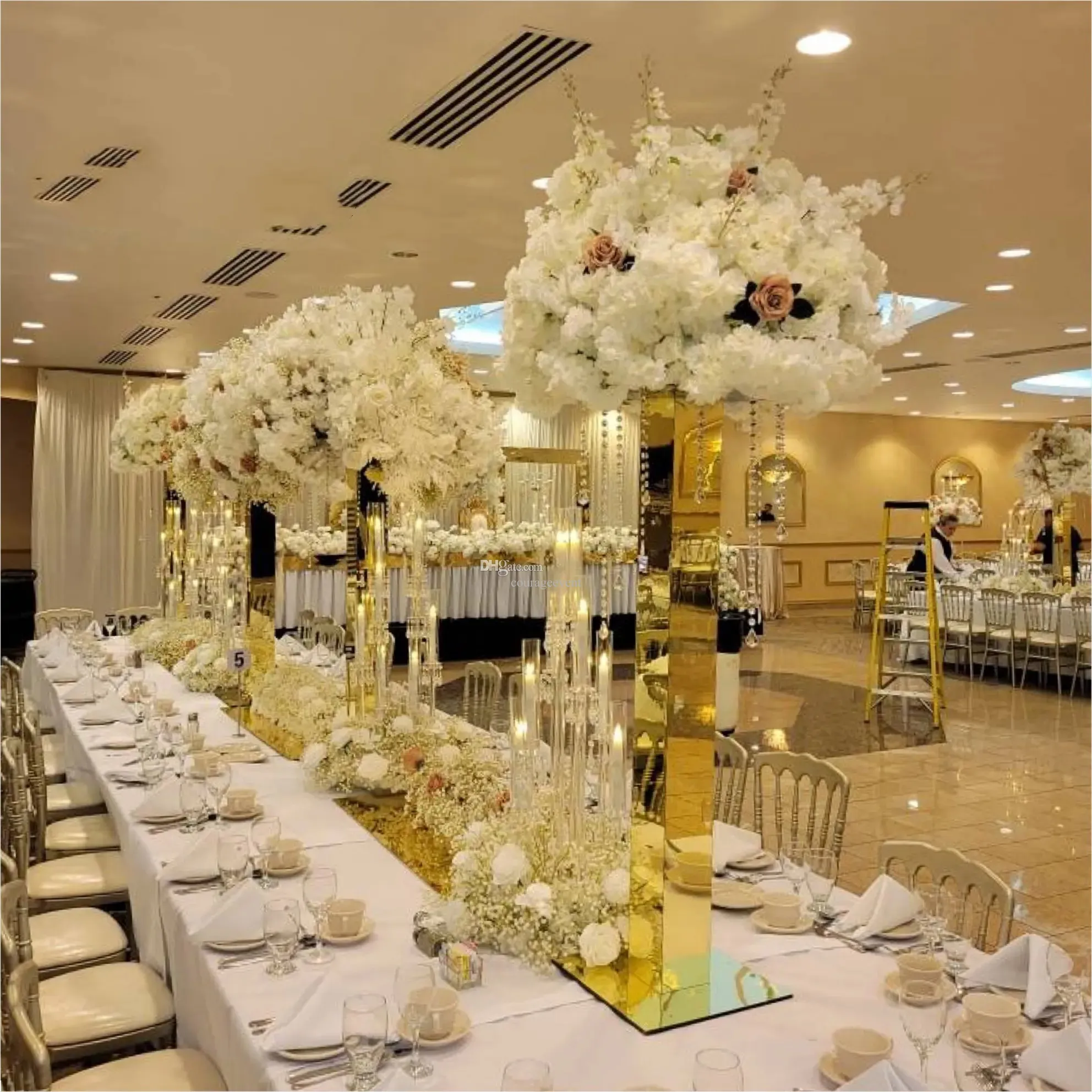 gold mirror display floral stand flower stand for wedding centerpieces crystal candelabra for wedding table decoration Wedding Table cylinder Flower Vase