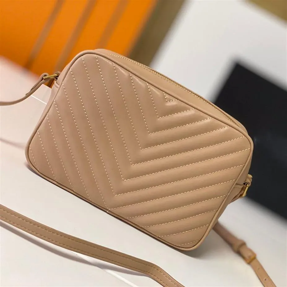 Famous High Quality Bags Women Handbags Calfskin Real Leather Zipper Purse Chevron Designer Tassel Messenger Soft Camera Bag2734