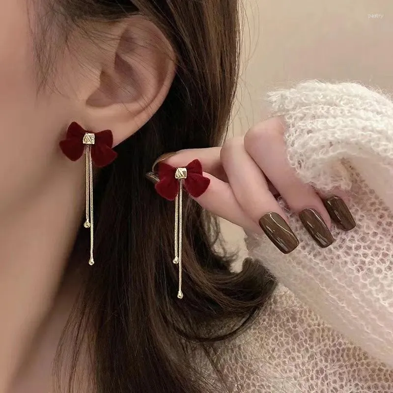أقراط DANGLE 2024 RED Black Velvet Bow Women Vintage Coppy Alloy Long Tassel Charm Trendy Jewelry Corean Girls Daily Wear Hompts