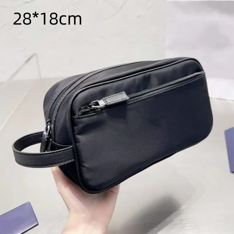 Designer de nylon maquiagem saco cosmético sacos de higiene pessoal de luxo compõem bolsa pequena bolsa de lavagem trave preto sólido para mulher homem 2024