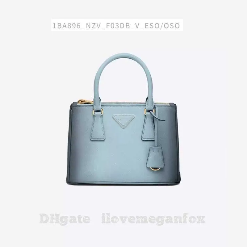 Designer väskor lyxiga mode kvinnor axel galleria saffiano läder crossbody handväska gradient ljusblå artikel nr 1ba896_nzv