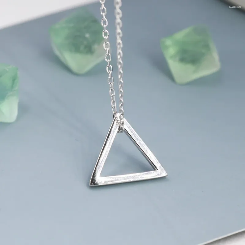 Catene Triangolo Collana con ciondolo geometrico Acciaio inossidabile Eleganza estetica Gioielli Regalo per il suo Natale