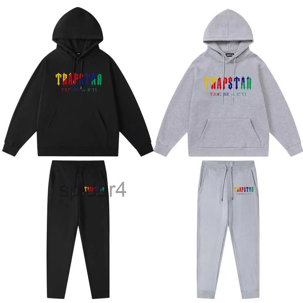 Trapstar Sweat à capuche surdimensionné pour hommes Survêtement Chemises de créateurs Imprimer Lettre de luxe Noir et blanc Gris Arc-en-ciel Couleur Sports d'été Mode Cordon de coton Top 4EH4