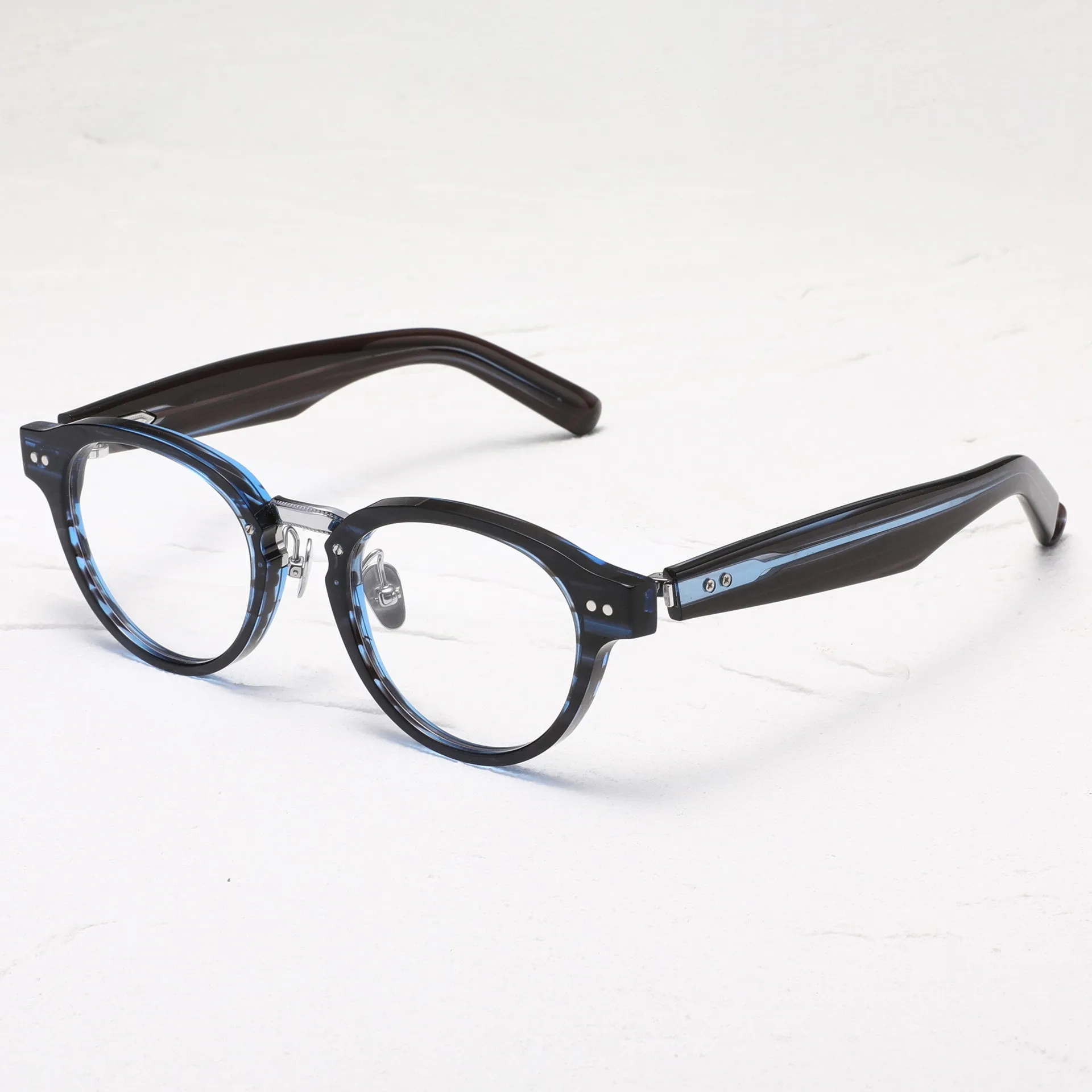 Optische Brillen für Männer und Frauen, Retro-Designer, M150, modischer Titan-Brillenrahmen, detaillierte Elastizität, ovaler Stil, Anti-Blaulicht-Linsenplatte mit Box