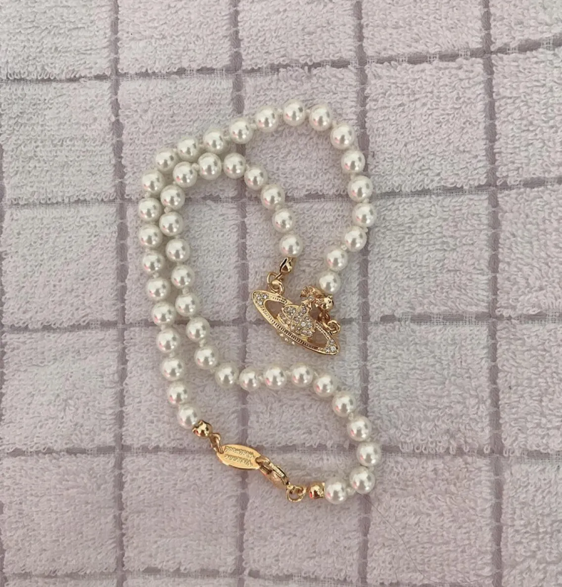 Högkvalitativ Rhinestone Satellite Pendant Kvinnor omloppsbana Pearl Chain Halsband Fashion Jewelry for Gift Party5830174