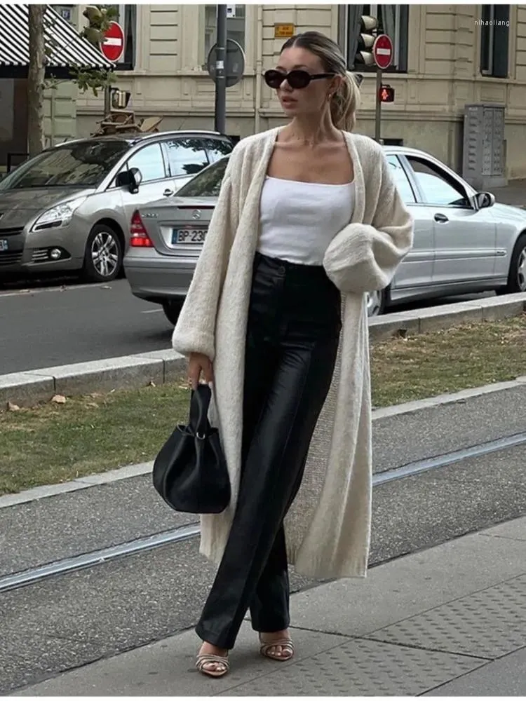 Maglieria da donna Chic Cappotto cardigan lavorato a maglia bianco per donna Autunno Moda manica lunga Giacca casual allentata Donna 2024 Elegante caldo streetwear