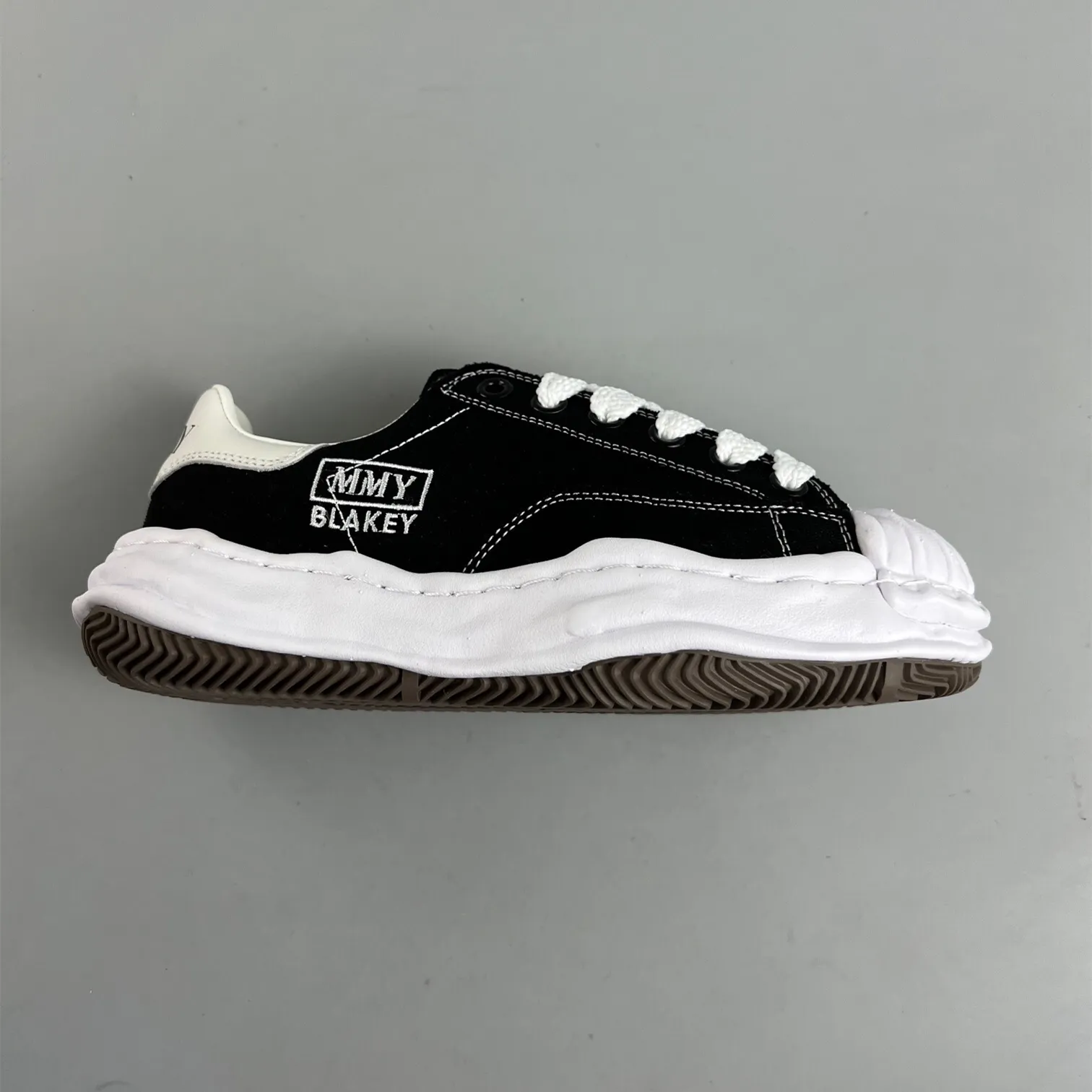 Schoen Maison Mihara Yasuhiro -ontwerper Peterson OG Sole Low Cut Men Dames Casual Mmy Black White Canvas Shoes Luxe klassieke sneakers heren Trainers ZTDD