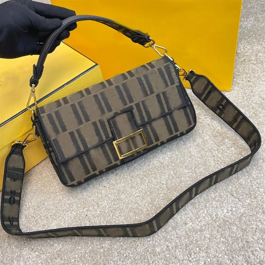 Vintage Baguette Bag Women Handbag Purse Crossbody Bags Fashion letter Canvas Handbags Golden Hasp Detchable Shoulder Strap Totes 300A