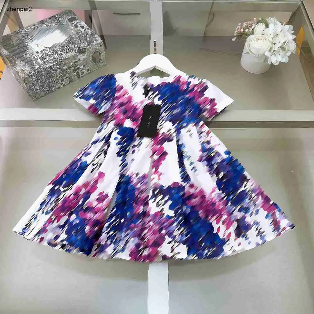 Luxury Girl Dress Short Sleeve Child Kjol Storlek 90-160 Kompletta etiketter Babykläder Wisteria Flower Print Kids Frock Jan20