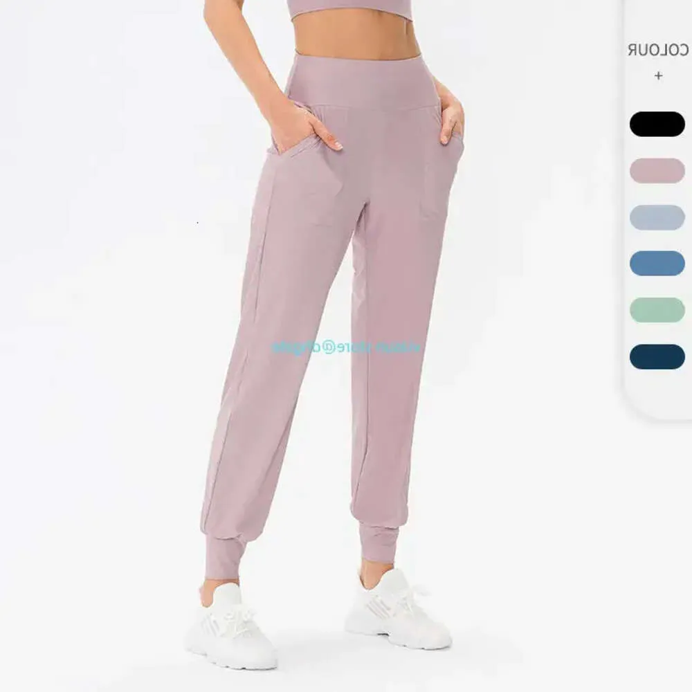 Justera kvinnors lu yoga outfit solid färg pant hög midja designers kläder sexiga bengyogor byxor sport elastisk fitness slitage totalt t 65