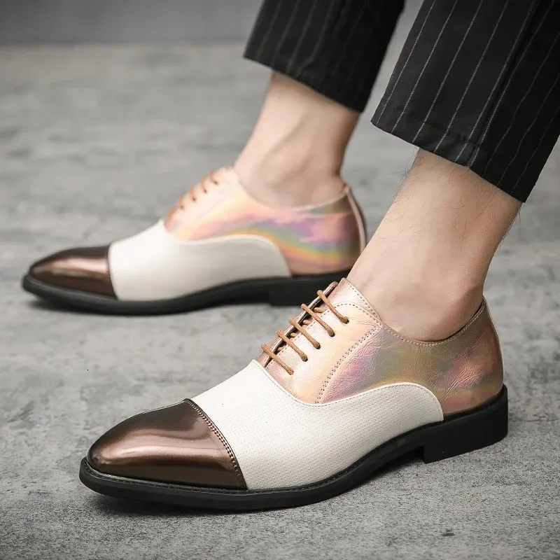 Haute qualité marque couture Design à la mode classique pointu chaussures en cuir pour hommes chaussures plates mocassins pour hommes bureau d'affaires 240118