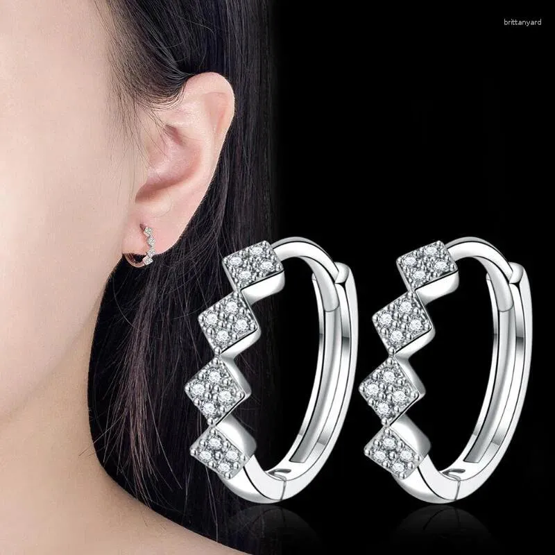 Orecchini a cerchio in argento sterling 925 con motivo a rombo, fibbie per orecchie con diamanti, impostazione pavé, orecchino con geometria CZ, per le donne, gioielleria raffinata BSE827