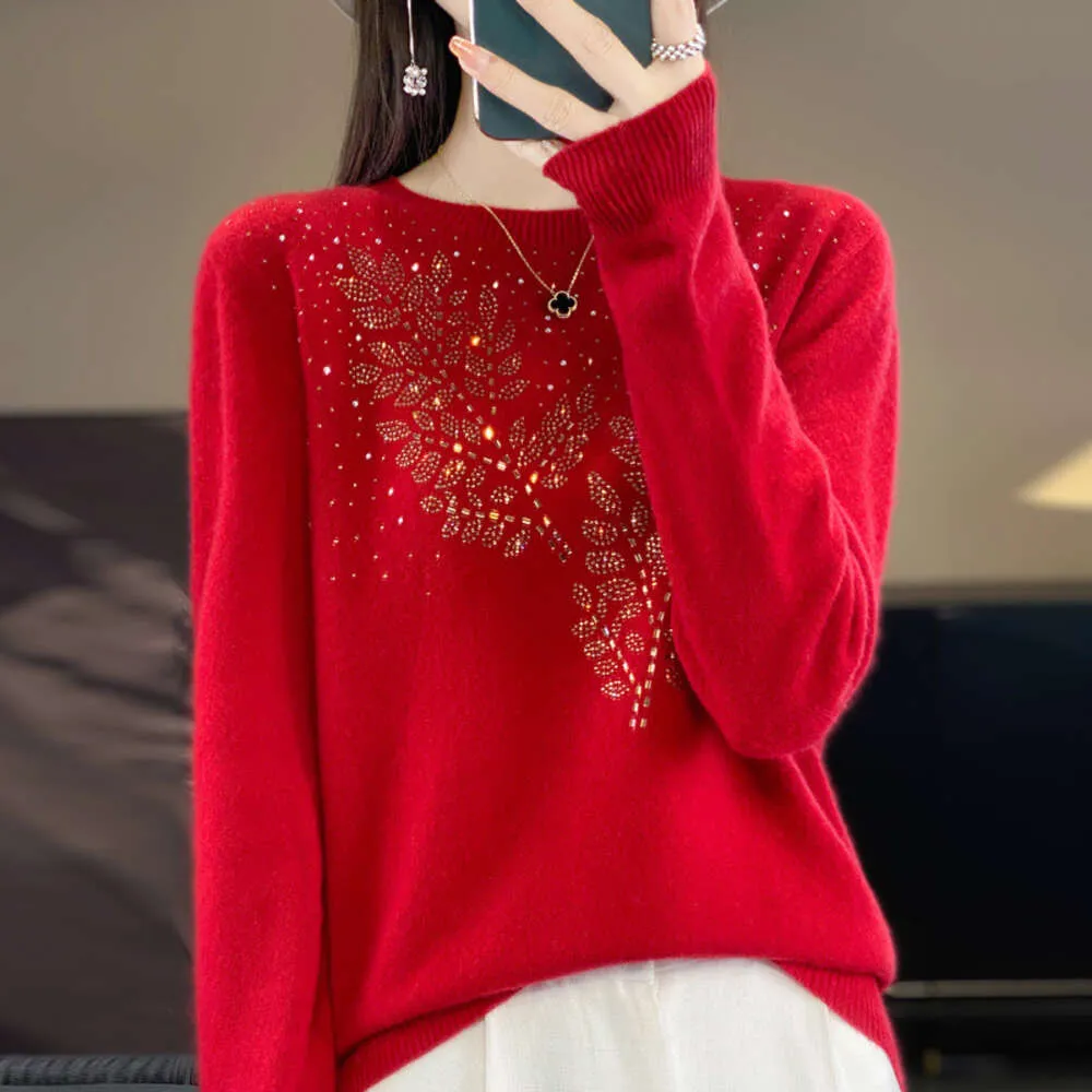 Designer Women's Clothing New Year Celebration 100% Wool Big Red Top Women's knitwear New Hot Diamond Thickened Short Knitted Sweater Clothing Fashion SweaterNSM7