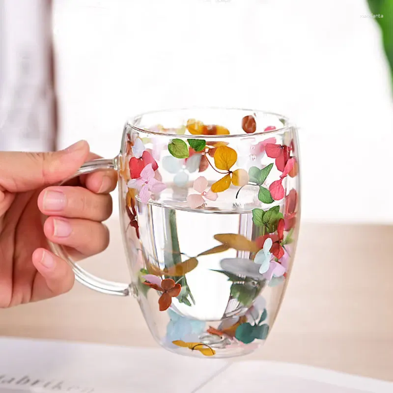 Wijnglazen Echte bloem Dubbellaagse glazen beker met handvat Hittebestendige thee Koffie Espresso Melk Creatief cadeau Eenvoudige stijl