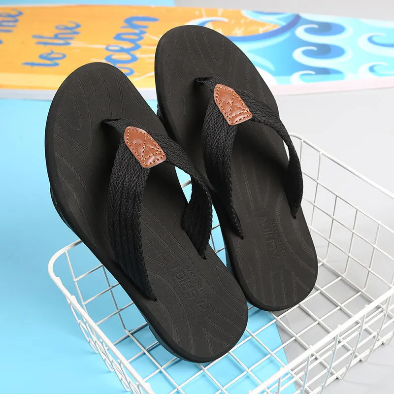 Gratis verzending Luxe Metallic Slide Slides man Dames Slippers Schoenen anti slip slijtvast Licht gewicht Zomer Mode Brede Flip flop Slipper