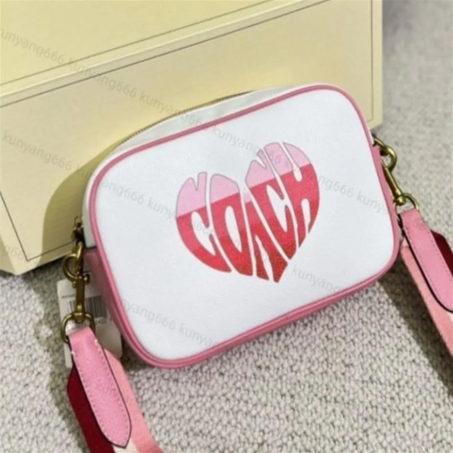 Pink Heart Leather Girl Small Square Shoulder Bag Fashion Color Camera Bag Love Women Tote Purse Handbags Female Chain Top Handle 301H