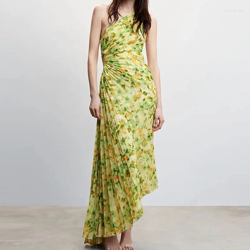 Casual Dresses 2024 Summer Women Pleated Dress Floral Print Diagonal Collar Fashion Waist Hollow Party Elegant Irregular Hem