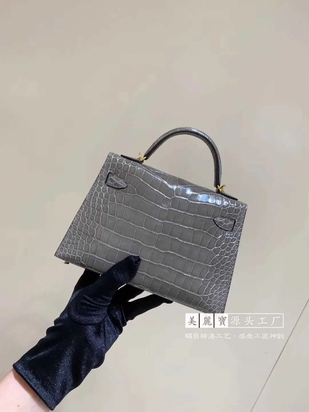 Copie légale Deisgner 8A Sacs boutique en ligne Travail à la main carré véritable crocodile pikelli deuxième génération Mini femme portable One Have Real Logo wxq