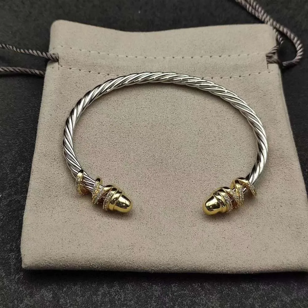 Designer David Yurma Jewelry Dy Gold Diamond Diamond Classed Bracelet Boucle ouverte Round Head adaptée à la porte avec une circonférence de la main