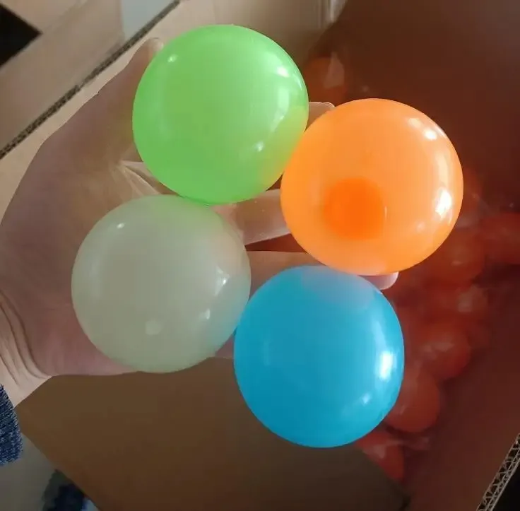 Потолочный липкий настенный шар, светящиеся в темноте антистрессовые шарики, растягивающиеся мягкие сжимаемые игрушки для взрослых и детей, подарок на вечеринку SN1068