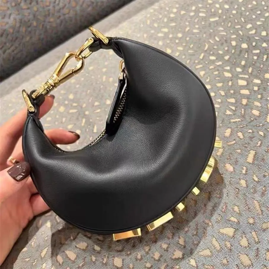 2022 women's designer bag graph crescent Shoulder Bags zipper closure with retro gold metal letters adjustable shoulder strap230h