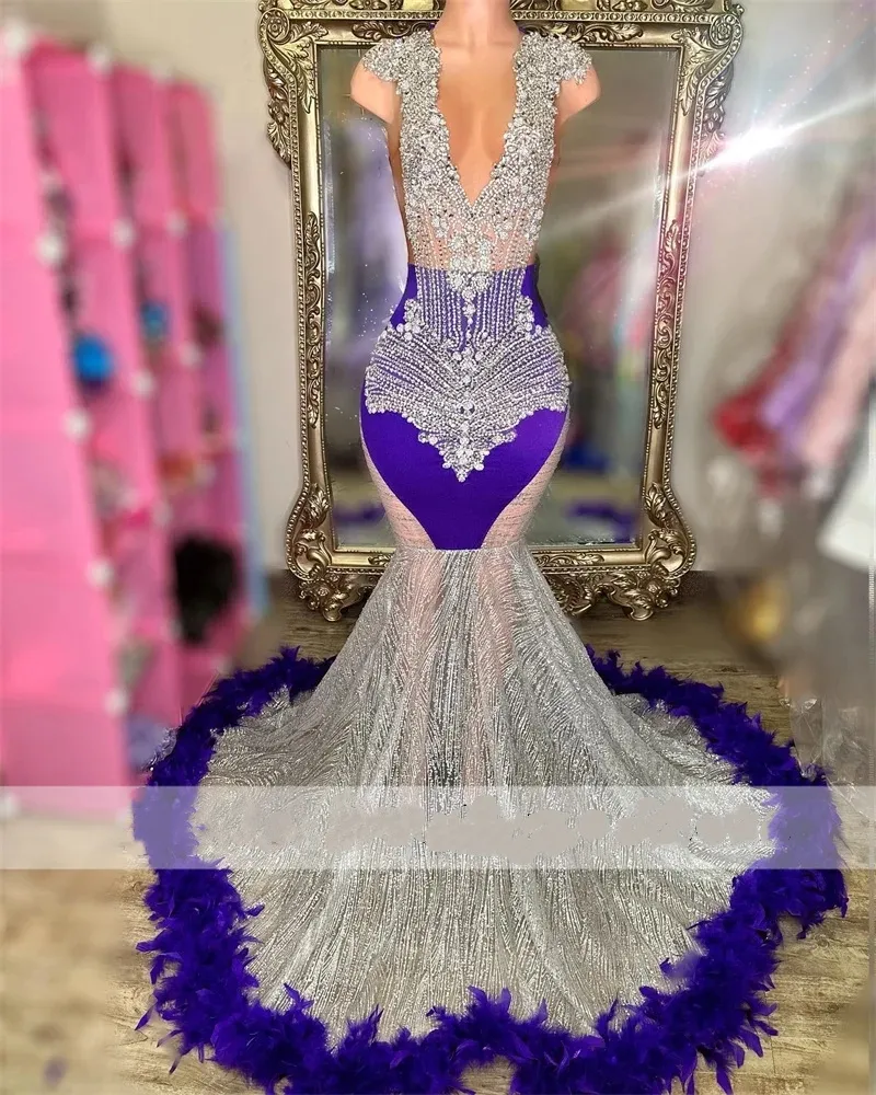 Robes de bal longues violettes magnifiques, cristaux scintillants, strass, perles, plumes, robe de fête d'anniversaire pour filles noires, 2024